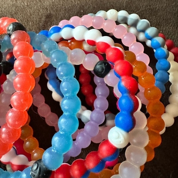 Lokai Bracelets- Lot of 16 Bracelets - Picture 6 of 11